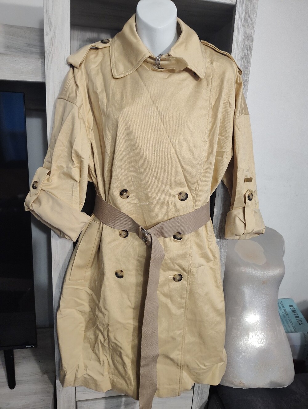 Club Monaco Tan Double-Breasted Trench Coat with Belt SZ Small